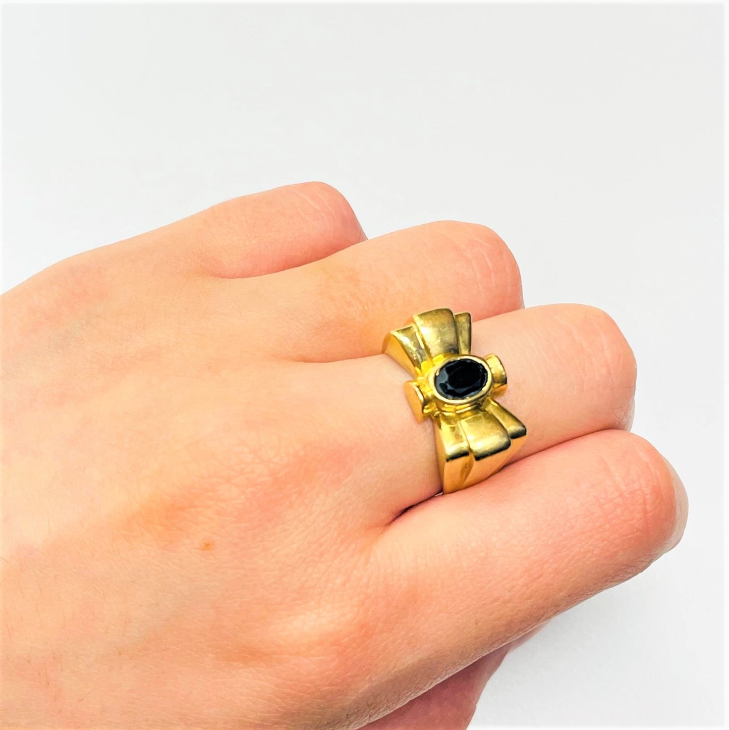 Bague Noeud Or Jaune avec Saphir