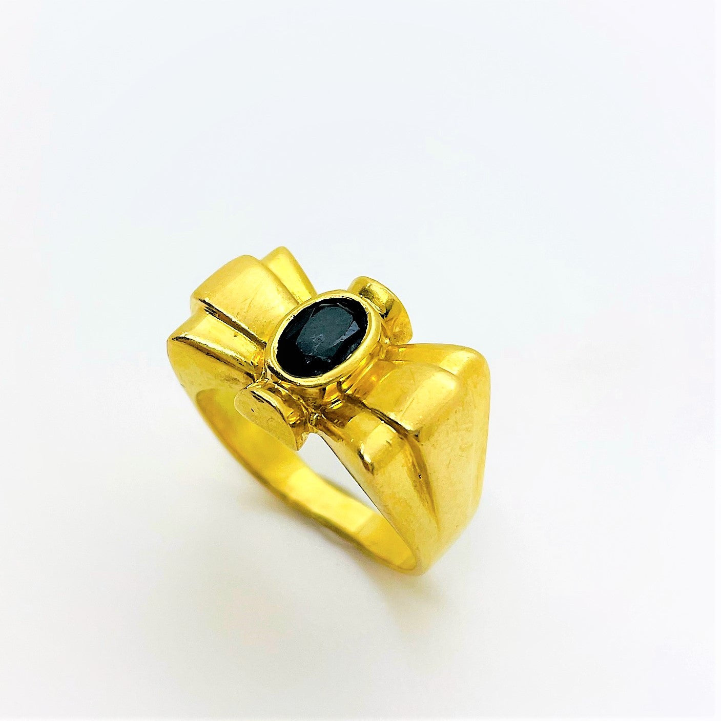 Bague Noeud Or Jaune avec Saphir