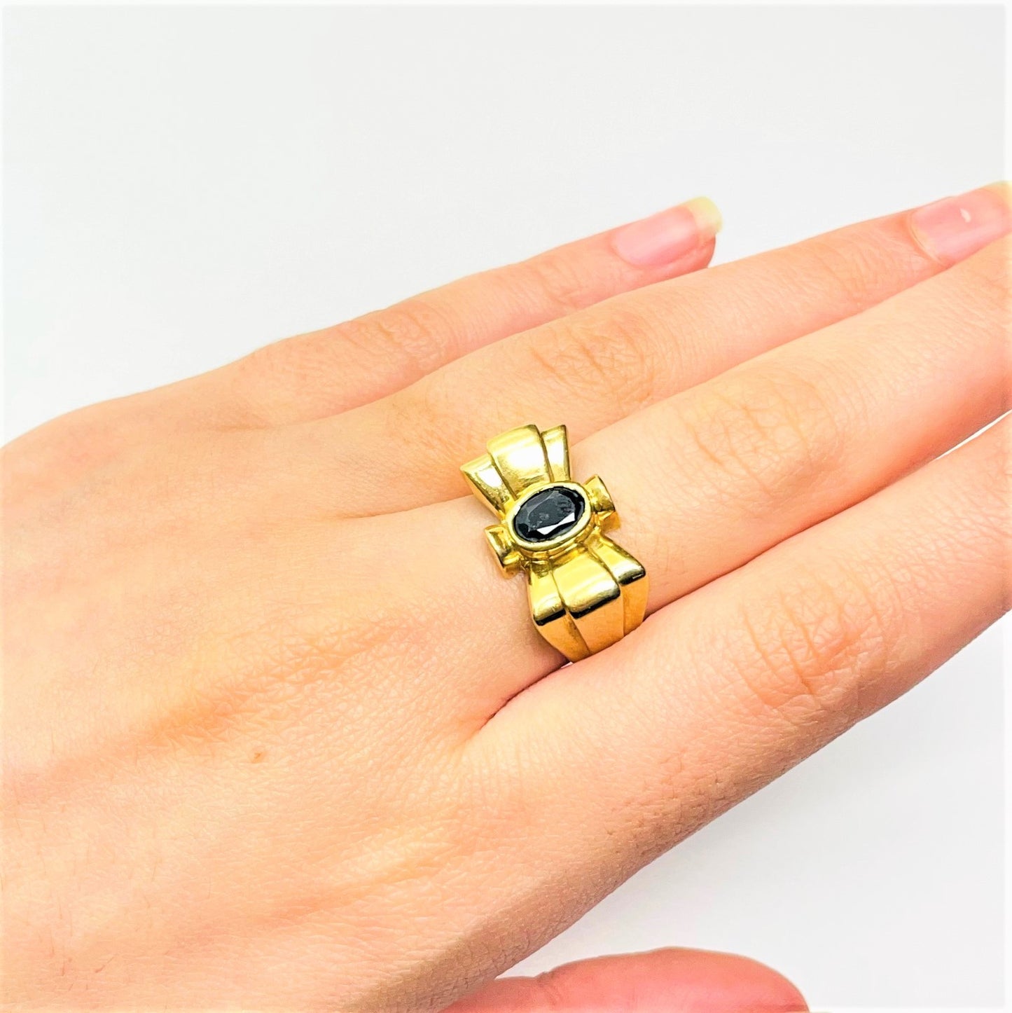 Bague Noeud Or Jaune avec Saphir