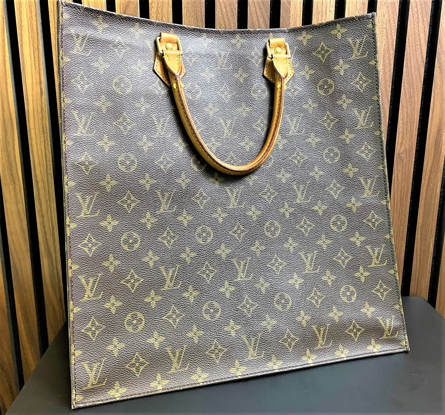 Sac Cabas Plat Louis Vuitton