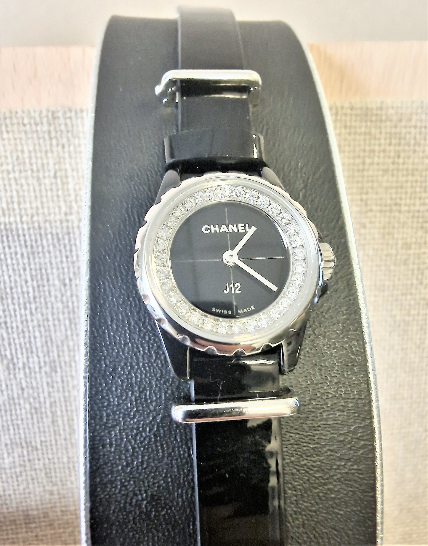 Montre Chanel J12-XS""