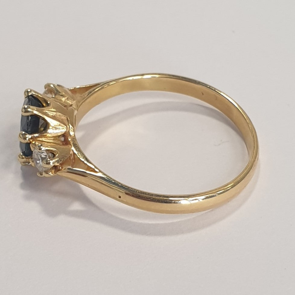 Bague Or Jaune avec Saphir et Diamants