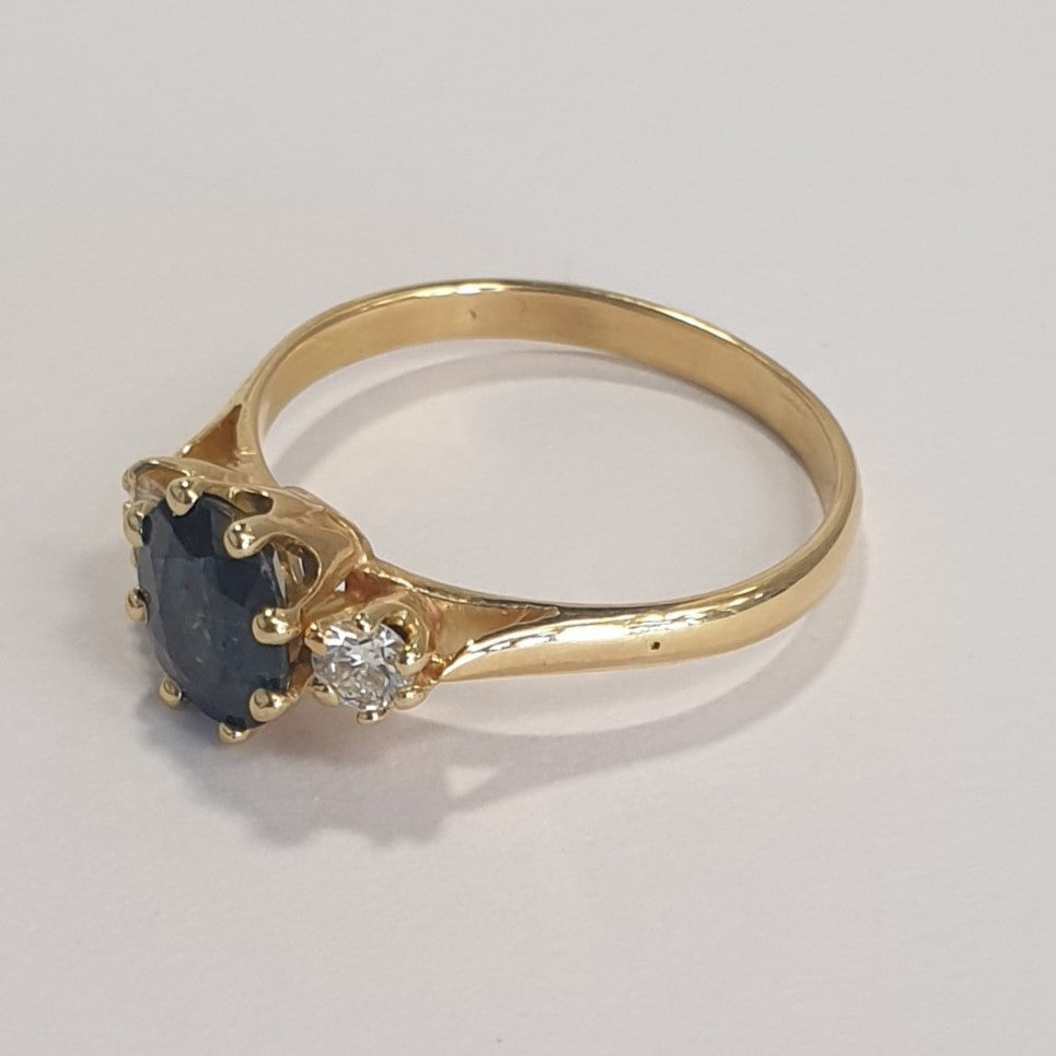 Bague Or Jaune avec Saphir et Diamants