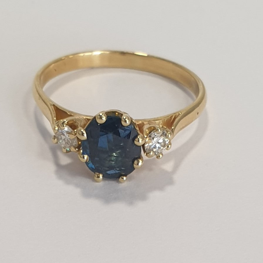 Bague Or Jaune avec Saphir et Diamants