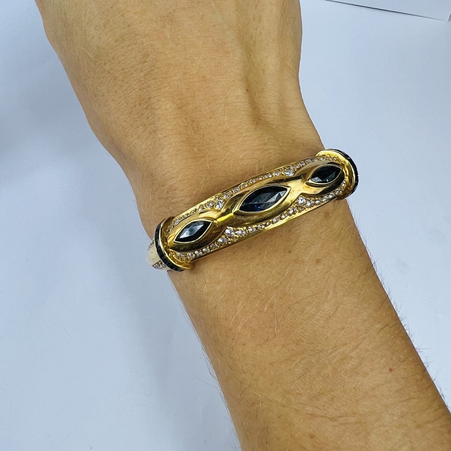 Bracelet Or Jaune avec Saphirs et Diamants