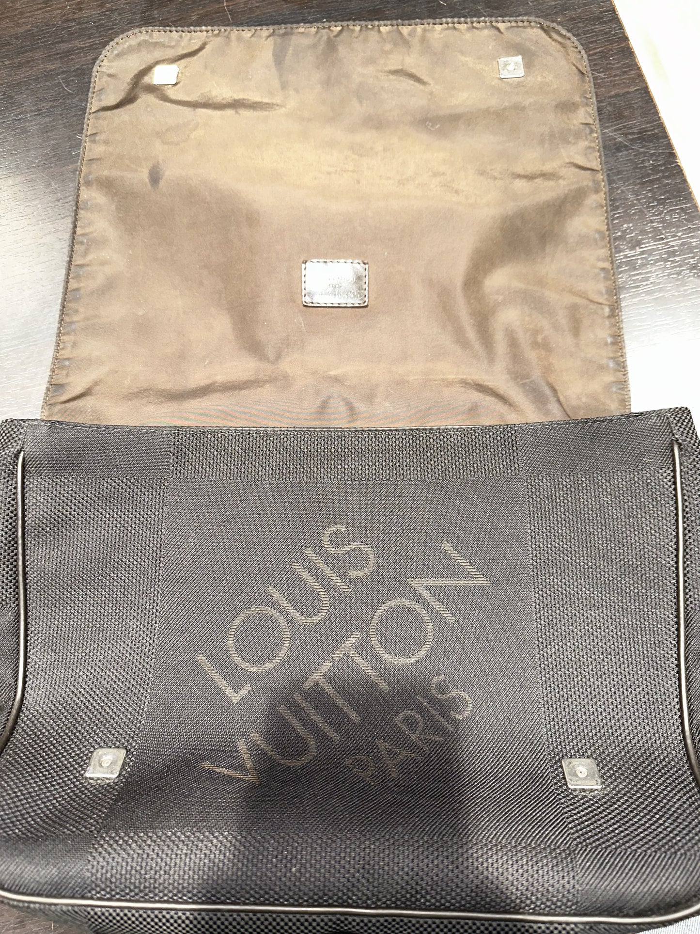 Sacoche Louis Vuitton Black Damier Geant Terre Messenger Noir