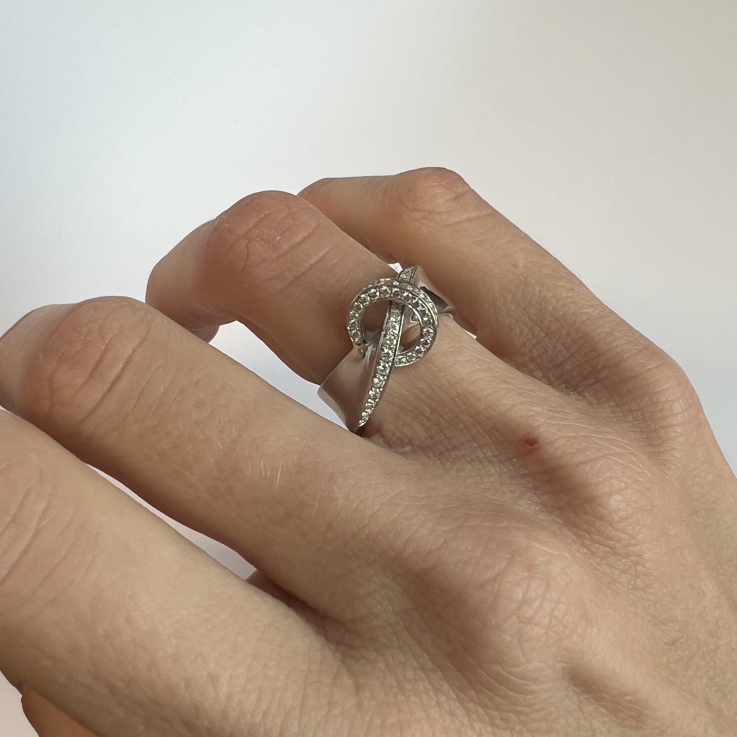 Bague Or Blanc avec Anneau de Diamant