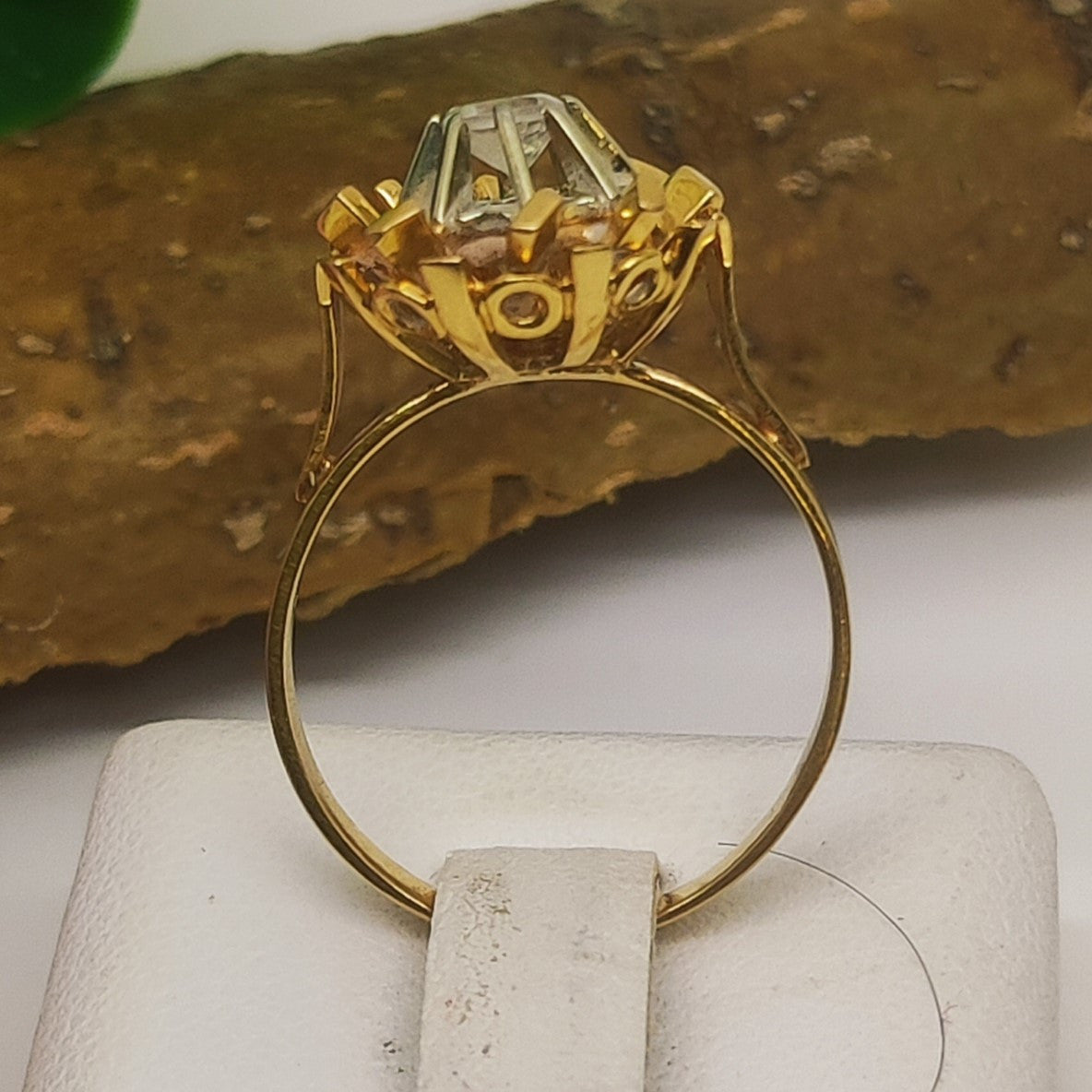 Bague Fleur avec Oxydes