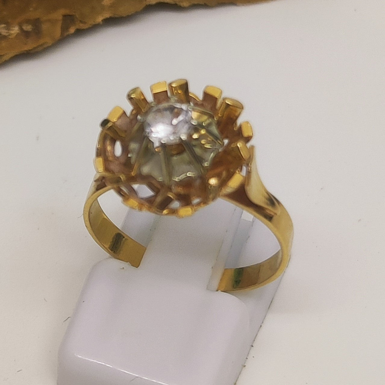 Bague Fleur avec Oxydes