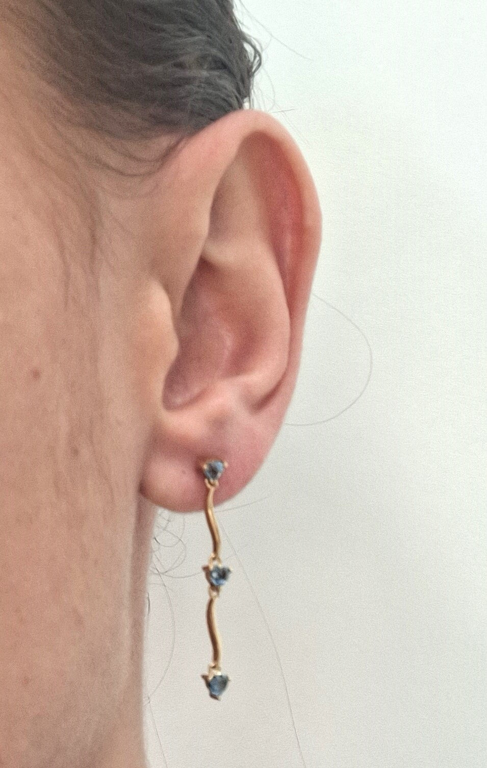 Boucles d'Oreille avec Pierres Bleues