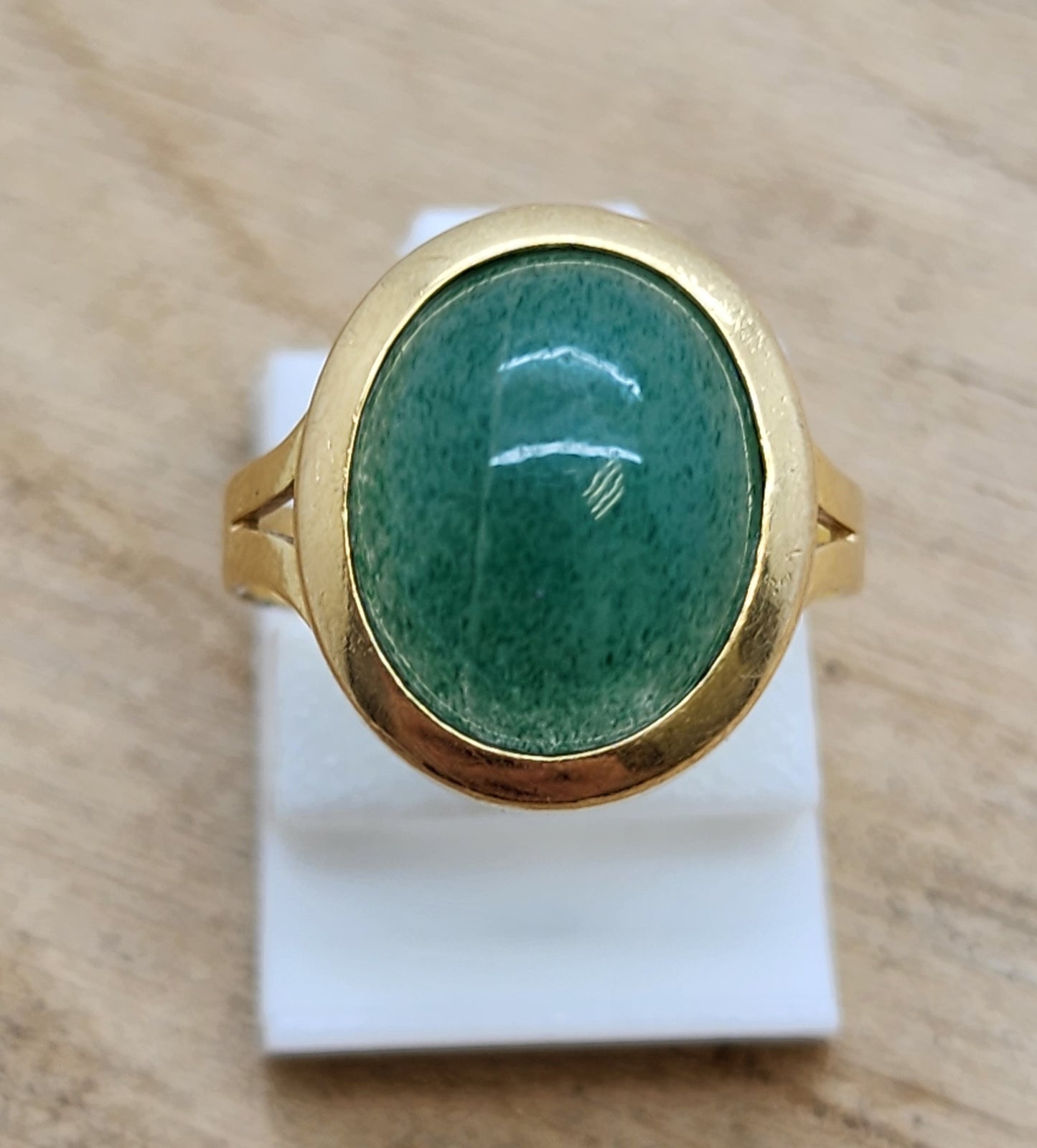 Bague Or avec Pierre de Jade