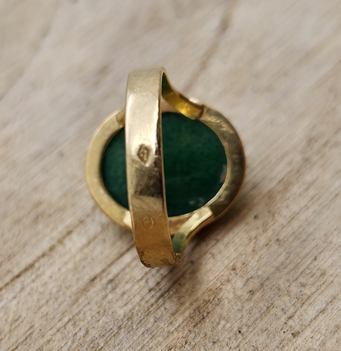 Bague Or avec Pierre de Jade