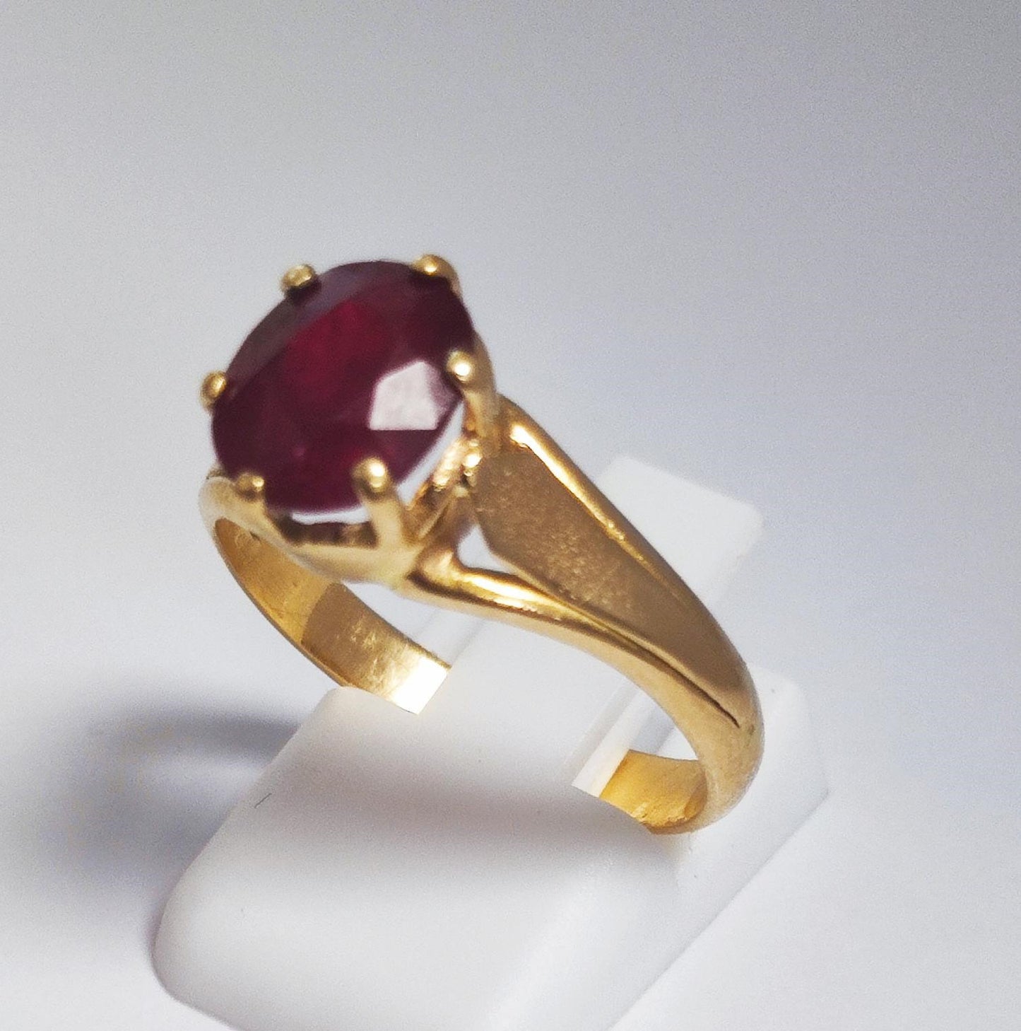 Bague Or avec Rubis 1,5ct