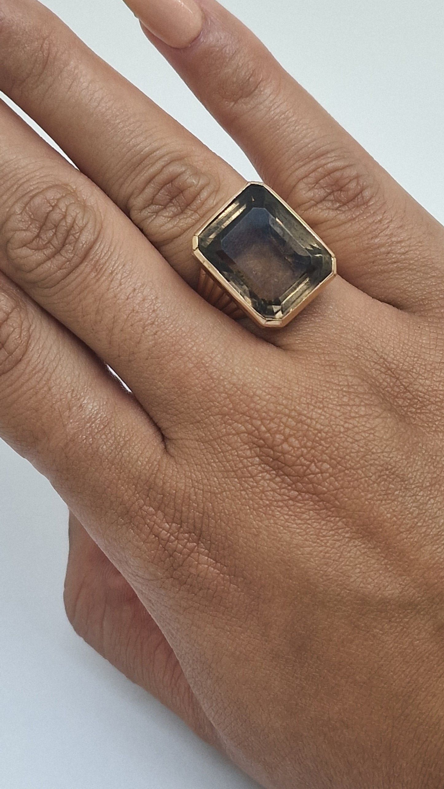 Bague Tank avec Topaze Fumée