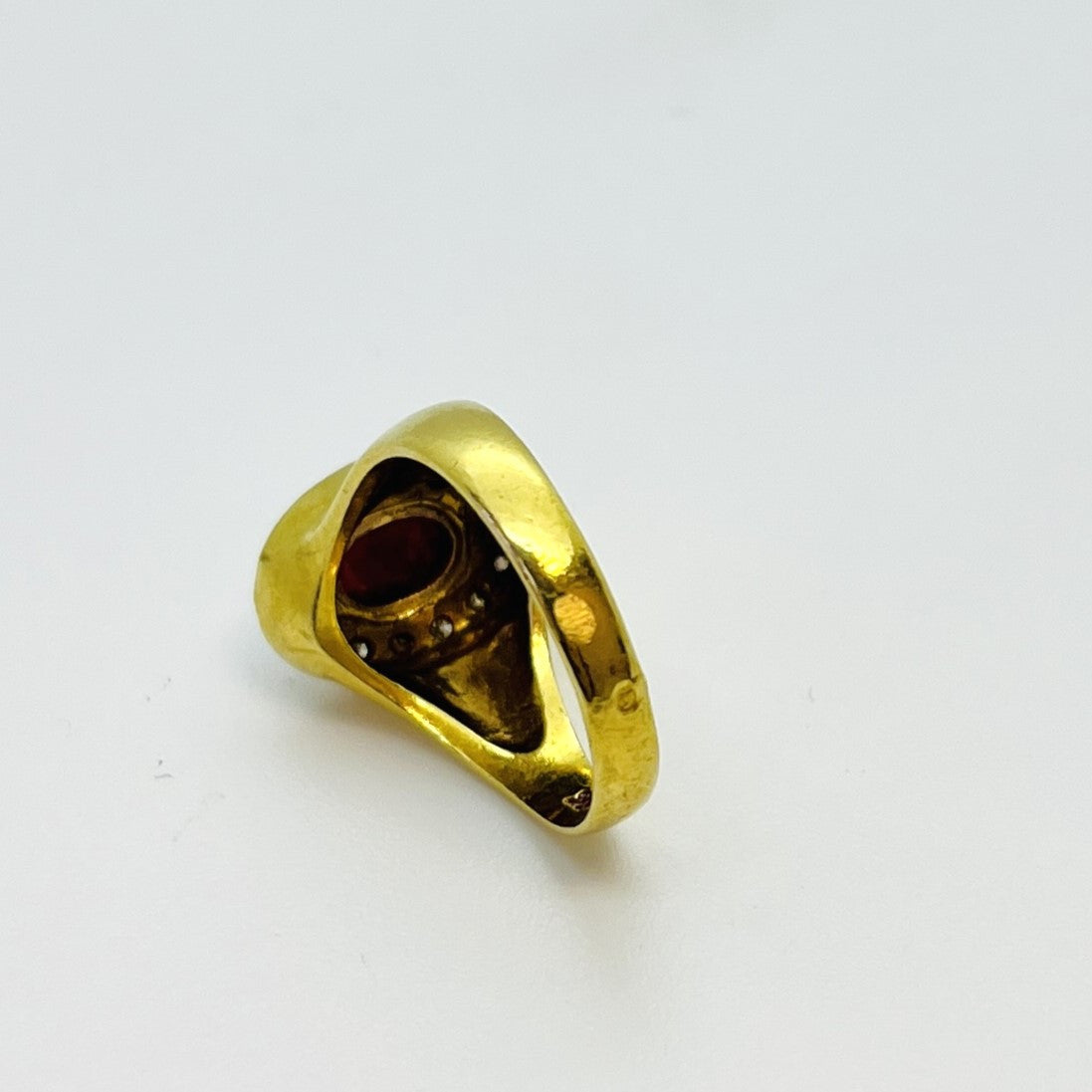 Bague Or Jaune avec Racine de Rubis et Diamant