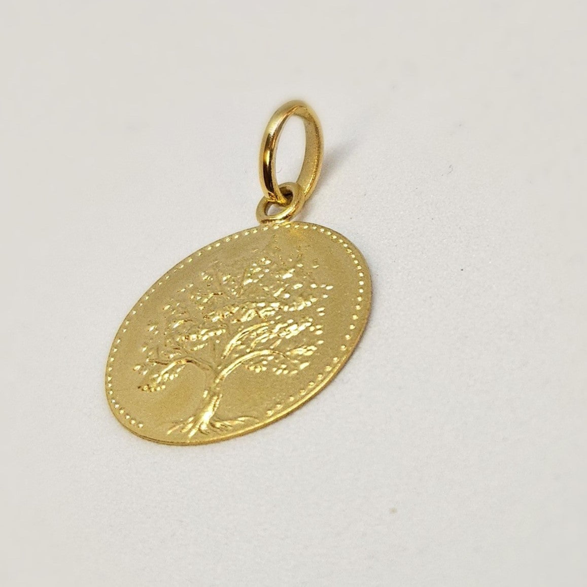 Pendentif Médaille Arbre de Vie Arthus Bertrand