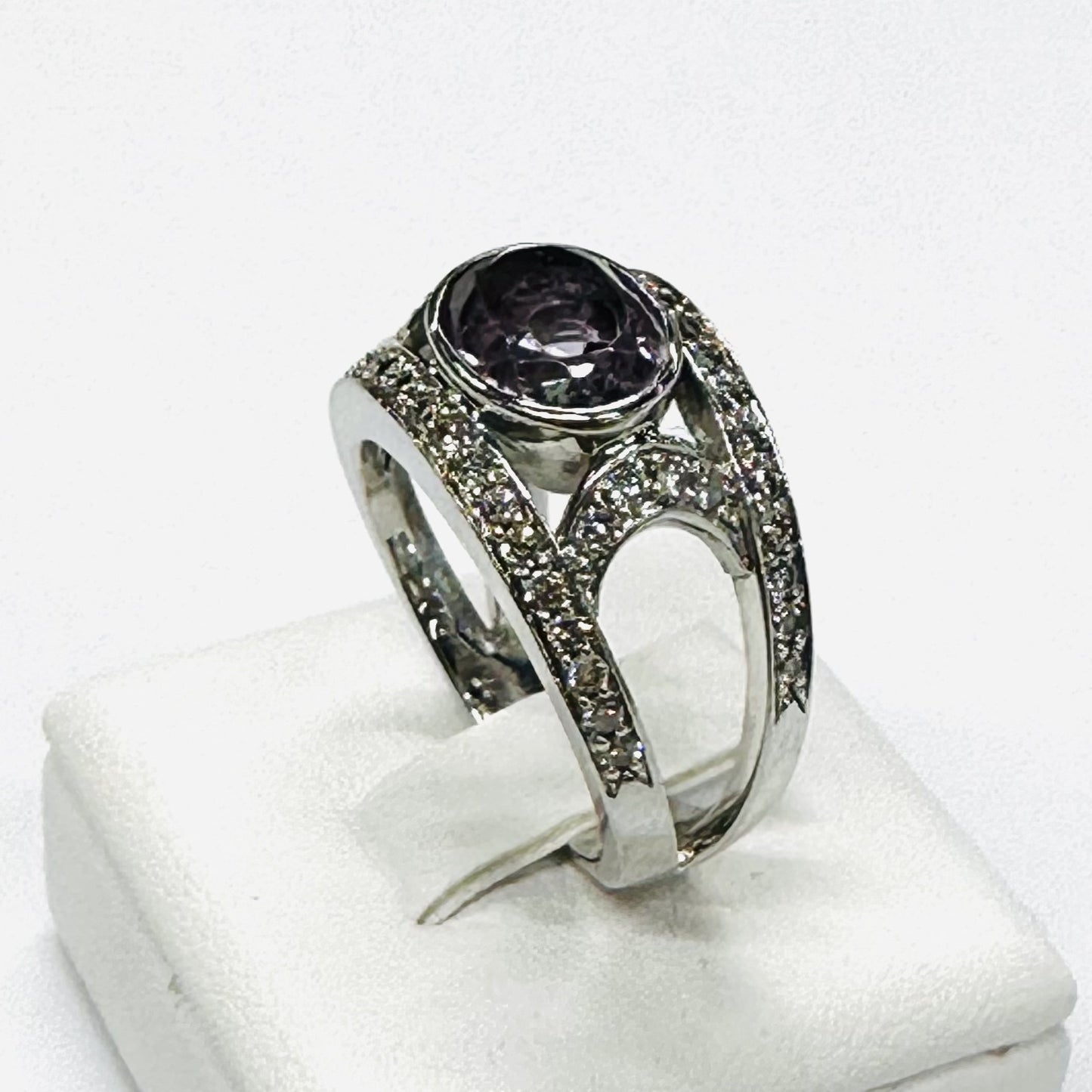 Bague Or avec Améthyste et Diamants