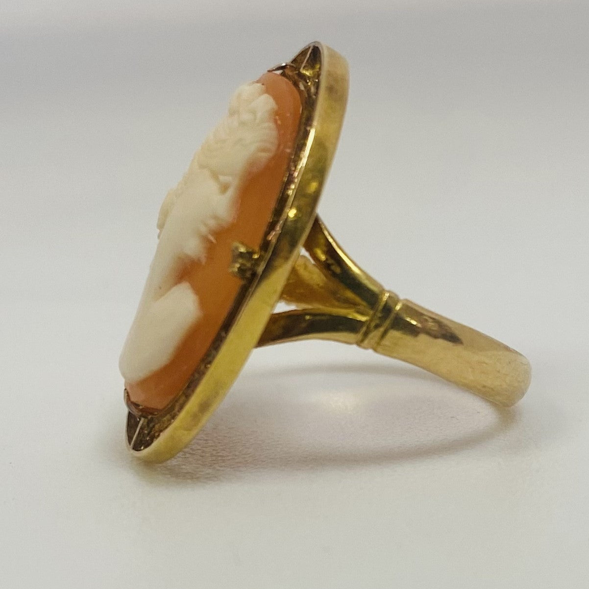 Bague Or avec Camée