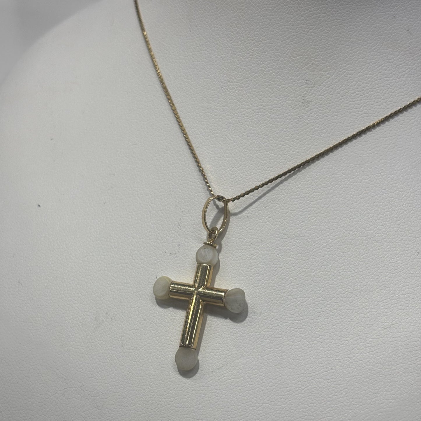 Pendentif Croix avec Nacre