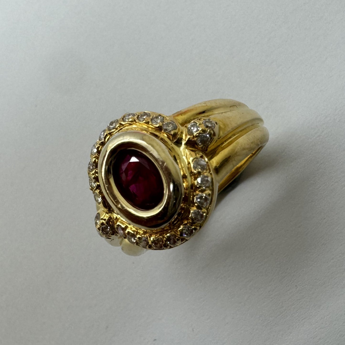 Bague Or avec Rubis et Diamants