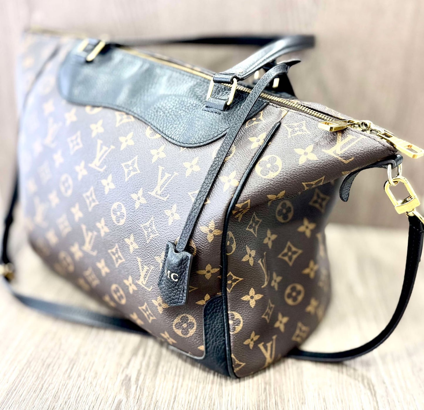 Sac à main Louis Vuitton Estrela NM Monogram Noir