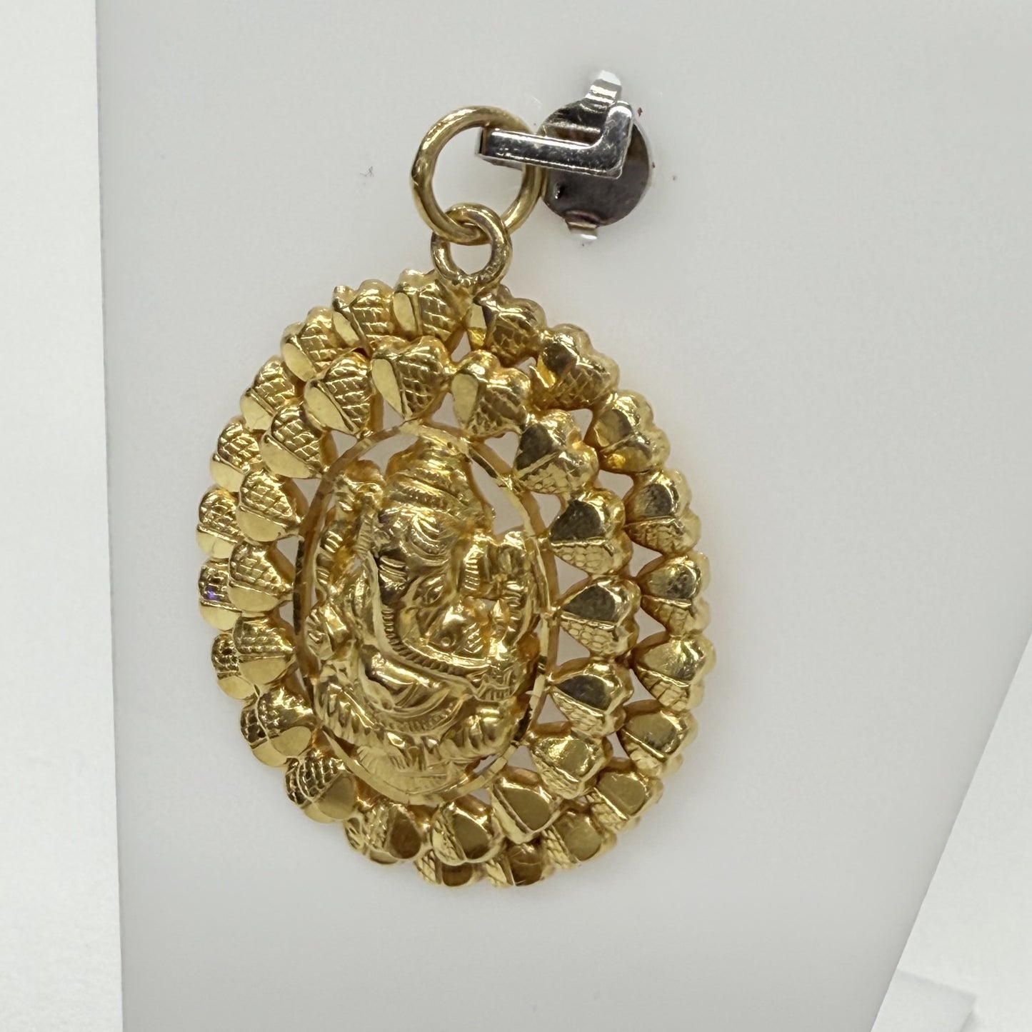 Pendentif Ganesh or 22 Carats