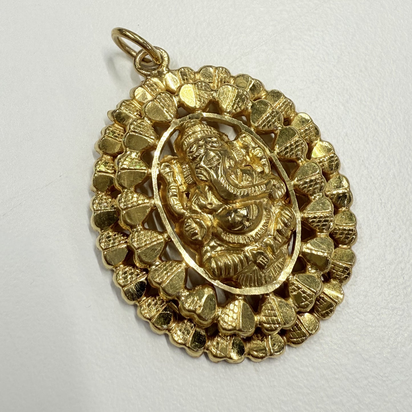 Pendentif Ganesh or 22 Carats