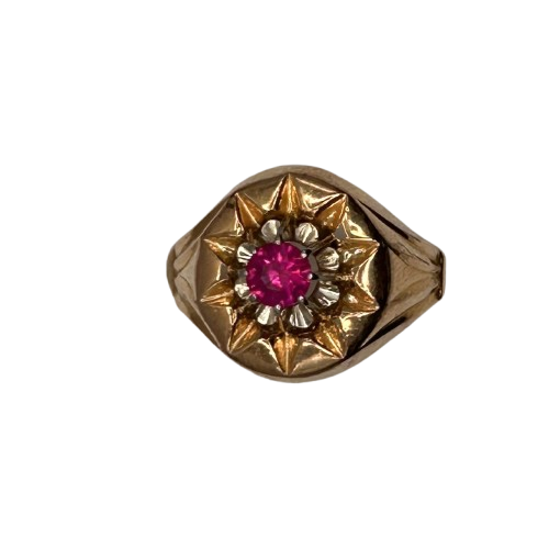 Bague or avec rubis