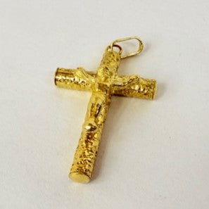 Pendentif Croix en Or Jaune