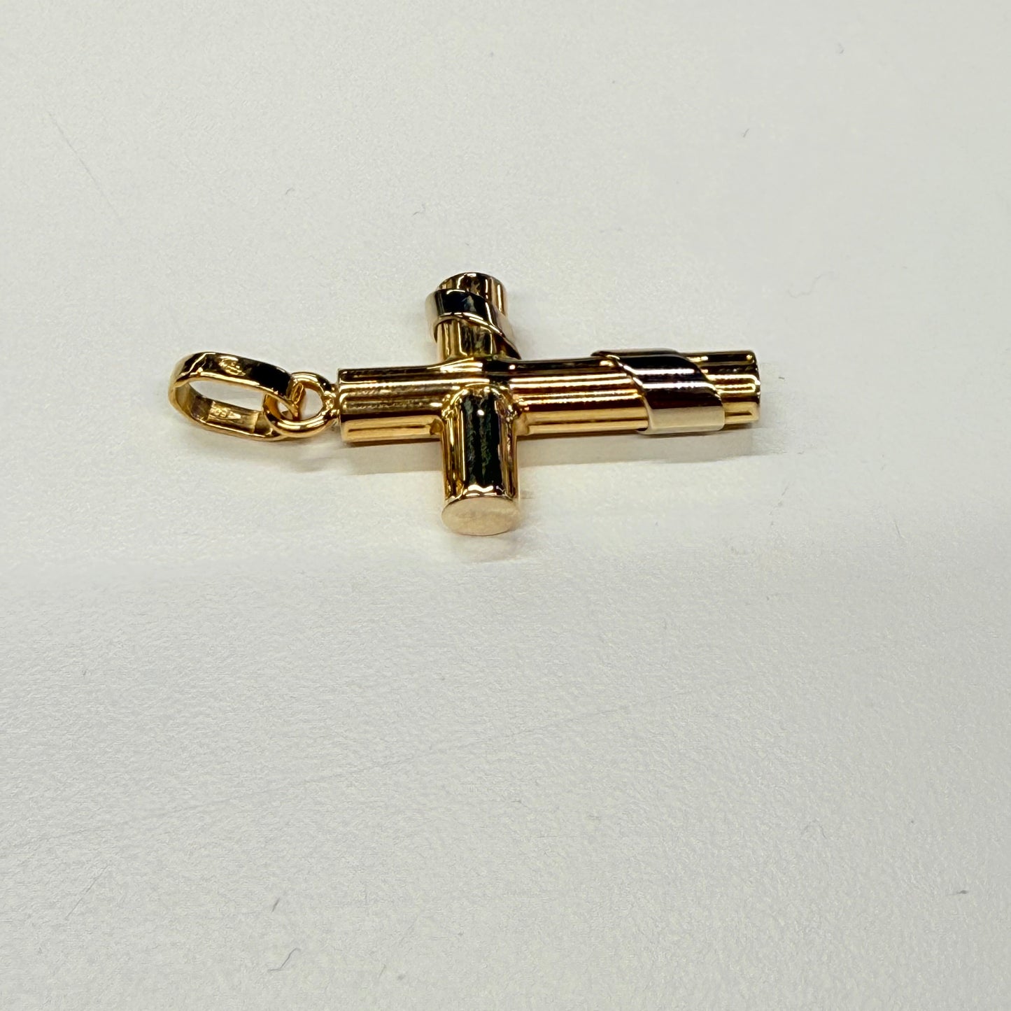 Pendentif Croix en Or Jaune et Blanc 18k Poids - 3.68 Grs