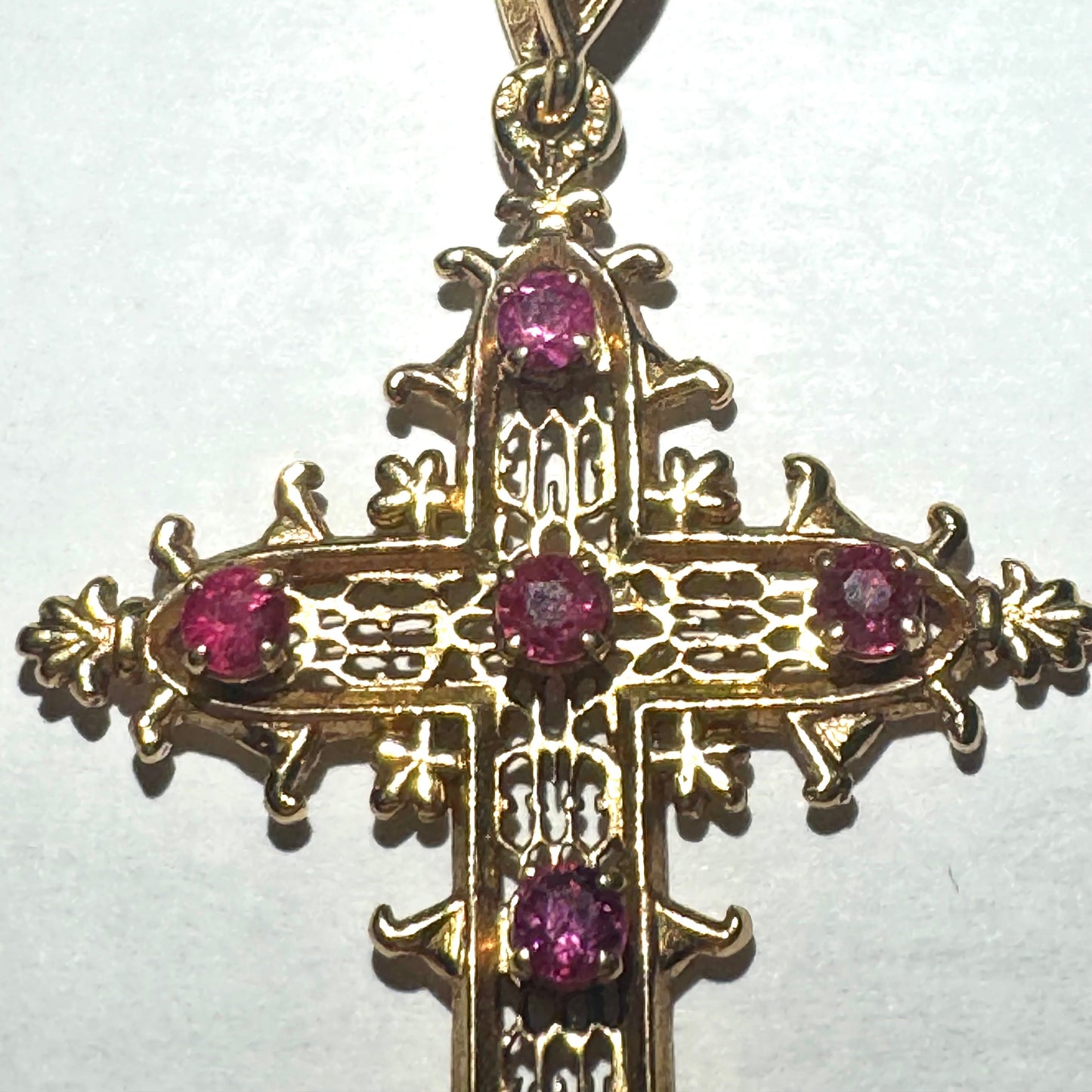 Pendentif Croix en Or Jaune 18K