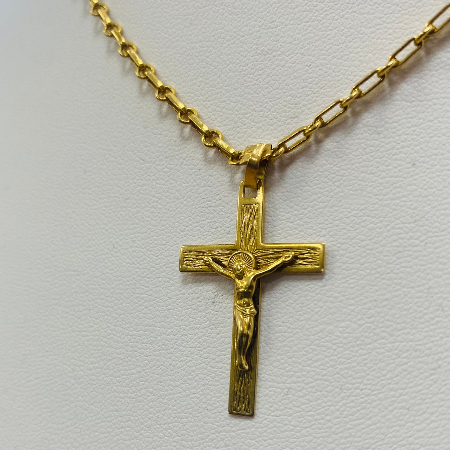 Pendentif Croix en Or Jaune