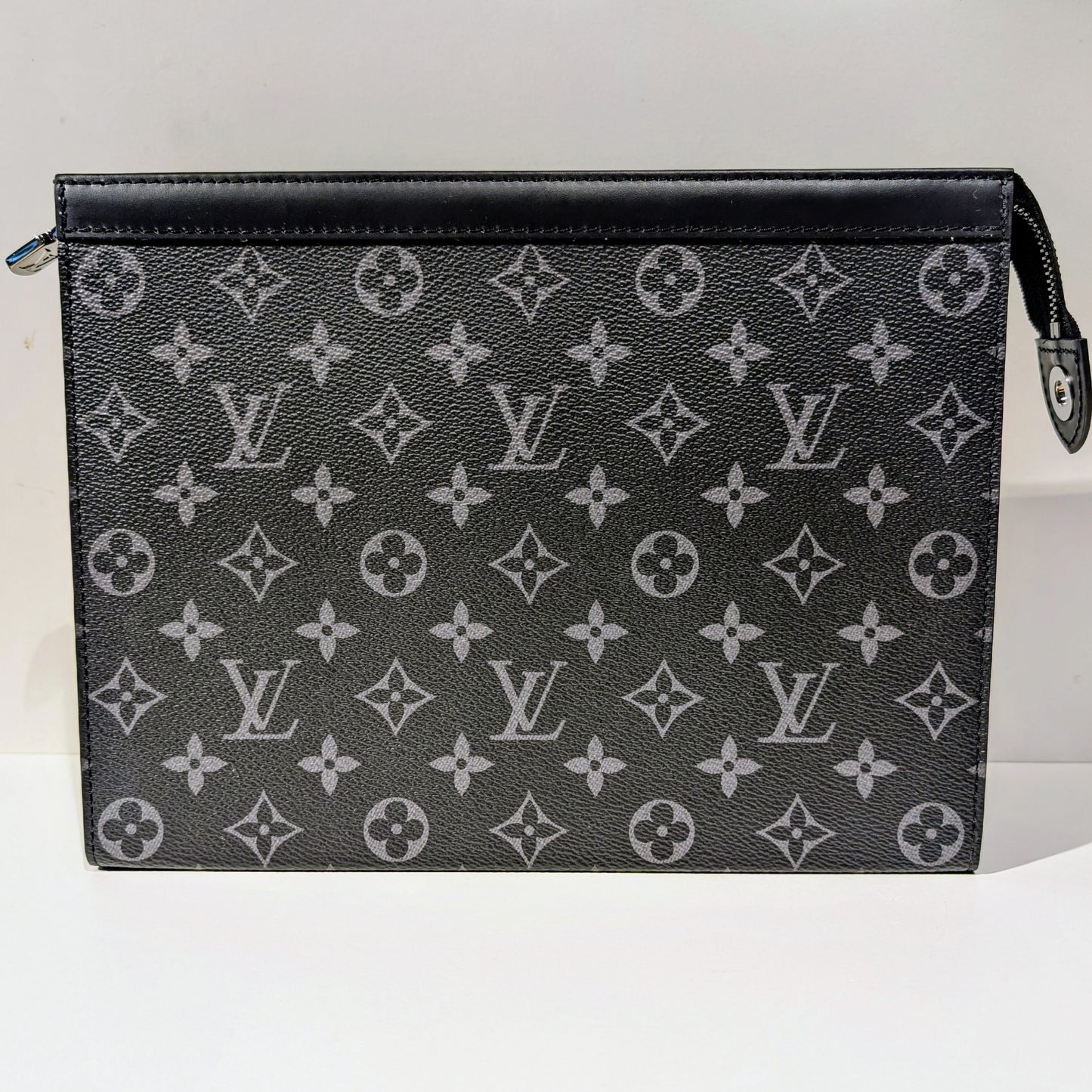 Louis Vuitton Pochette Eclipse Noir Cuir Très Bon État