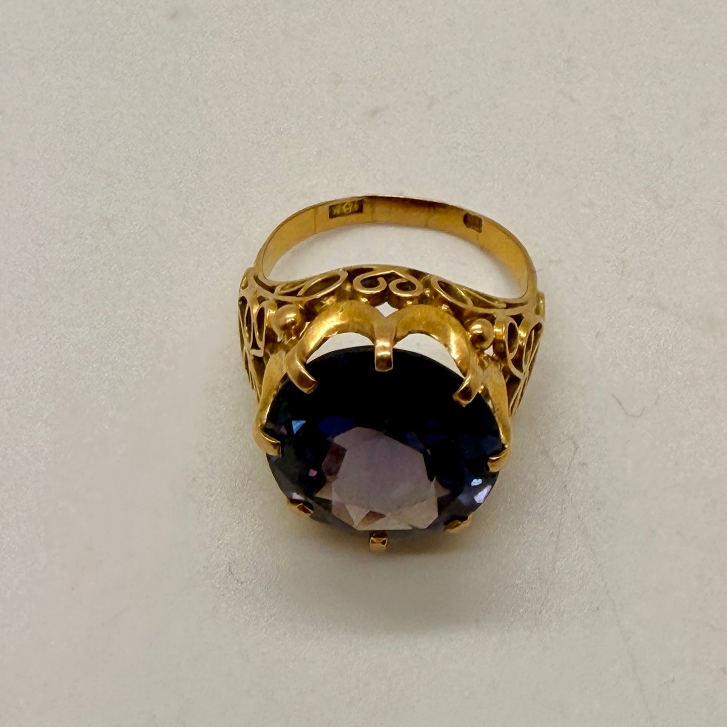 Bague Tank en Or Jaune avec Améthyste 18K Taille- 53