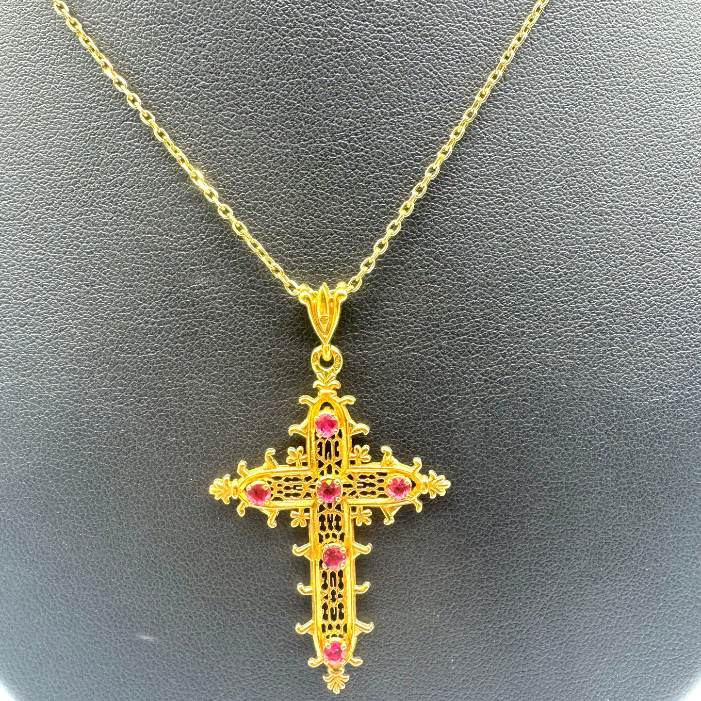 Pendentif Croix en Or Jaune 18K