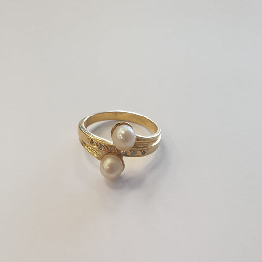 Bagues Or Jaune 18 K avec Perles et Oxydes - 4.58 Grs