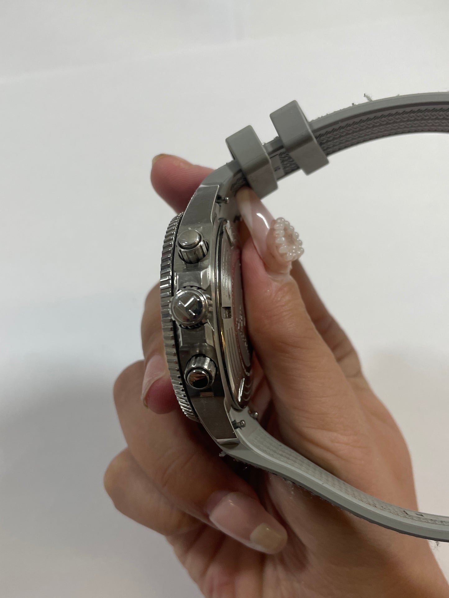 Montre Tissot Quartz Homme - Modèle T1241A en bon état