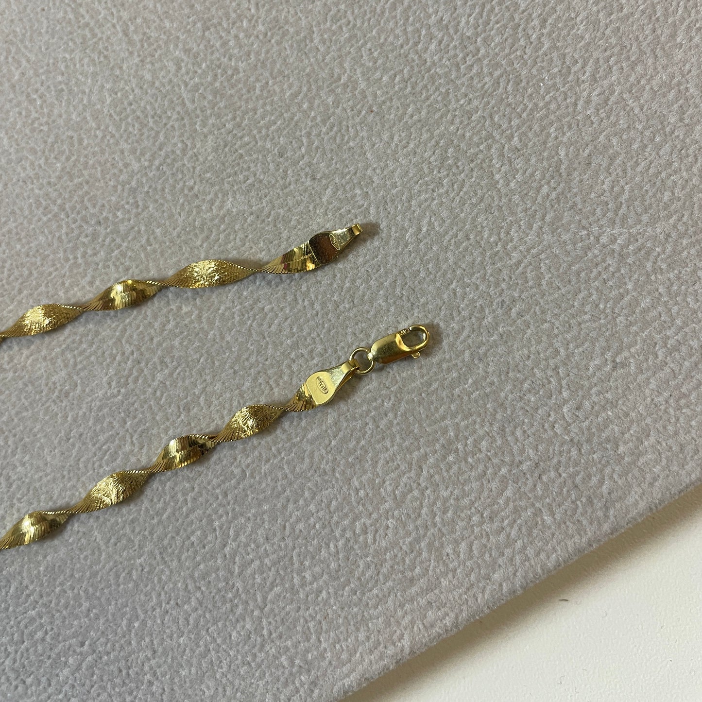 Collier Princesse en Or Jaune 18K  6.02 Grs