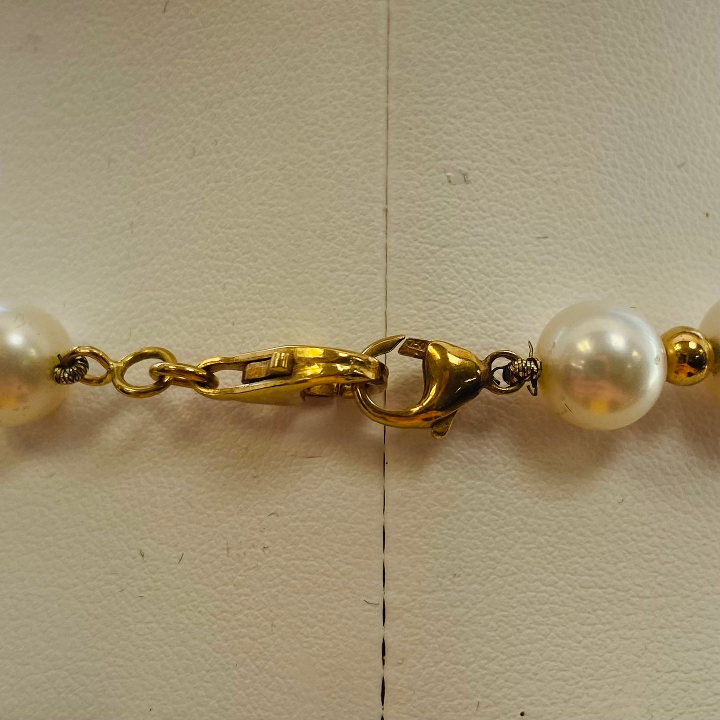 Collier Ras du Cou en Or Jaune 18 Carats avec Perles et Boules