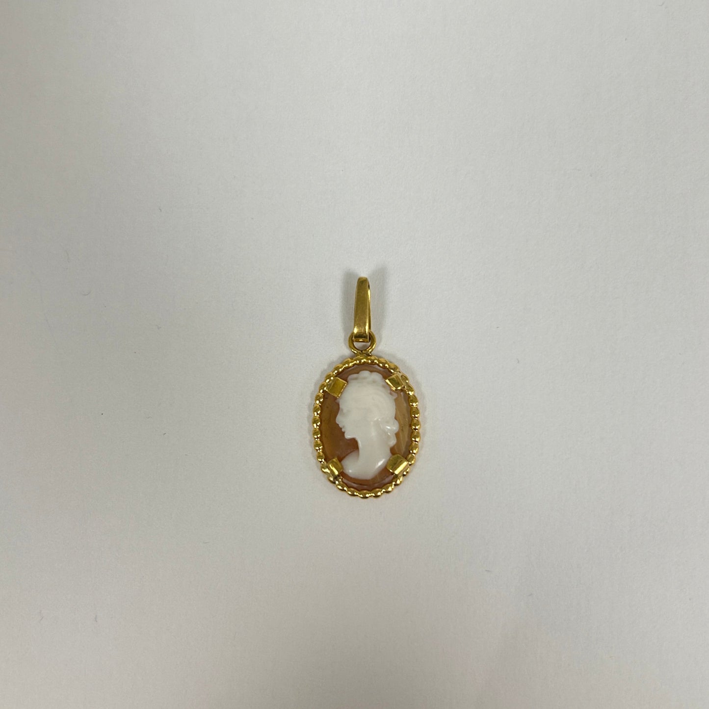Pendentif Camée Or Jaune 18K 1.62 Grs