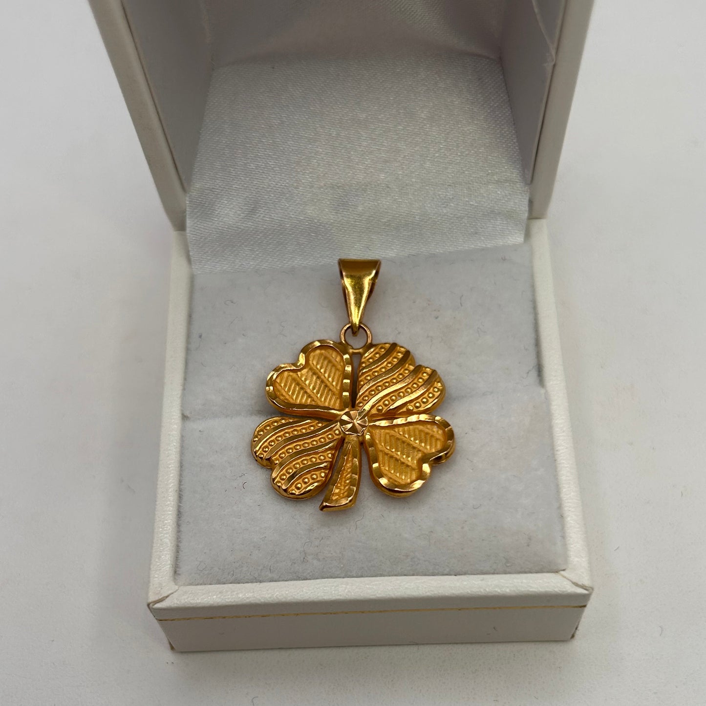 Pendentif Médaille en Or Jaune 22K 1.99 Grs