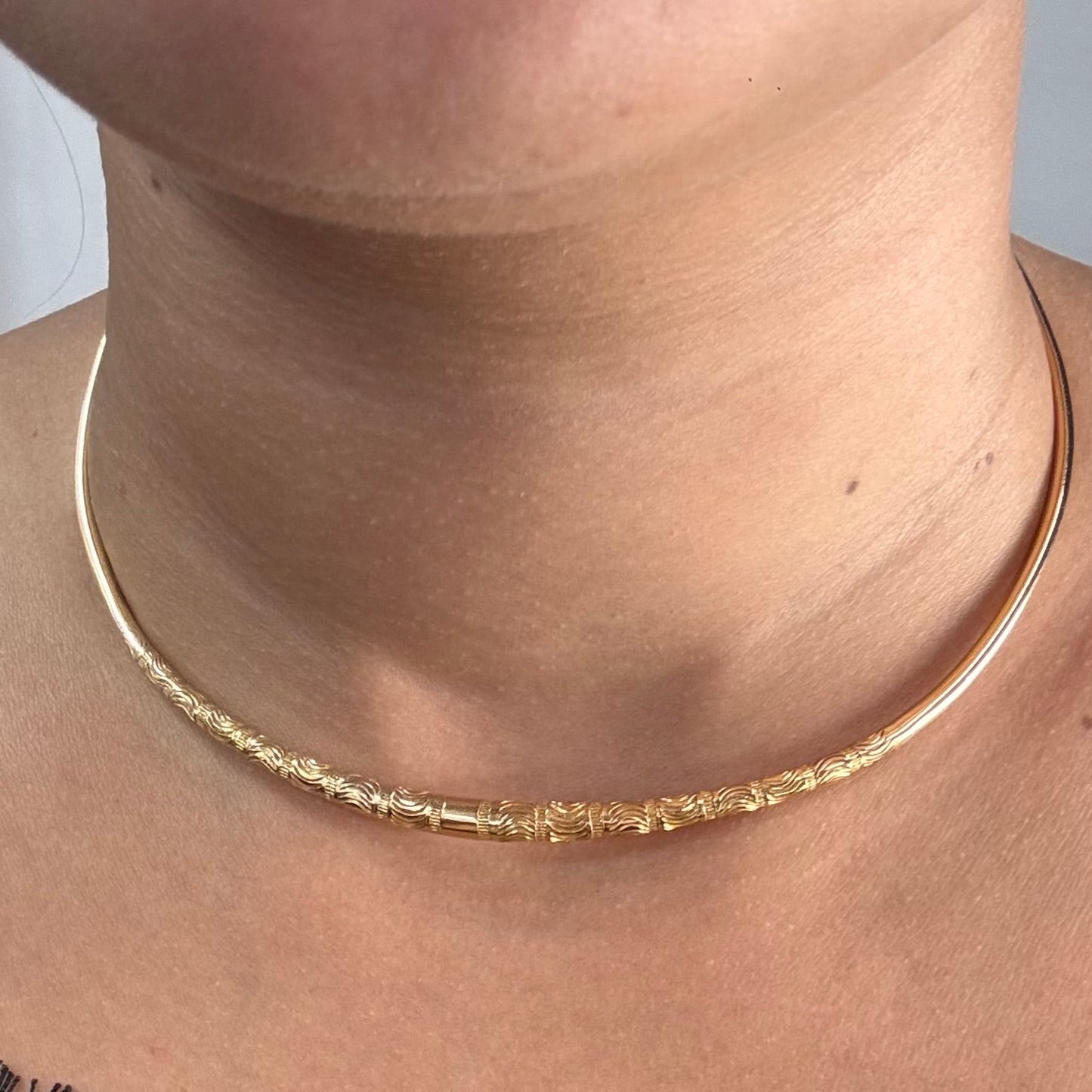 Collier Ras du Cou en Or Jaune 18 Carats - 34.86g