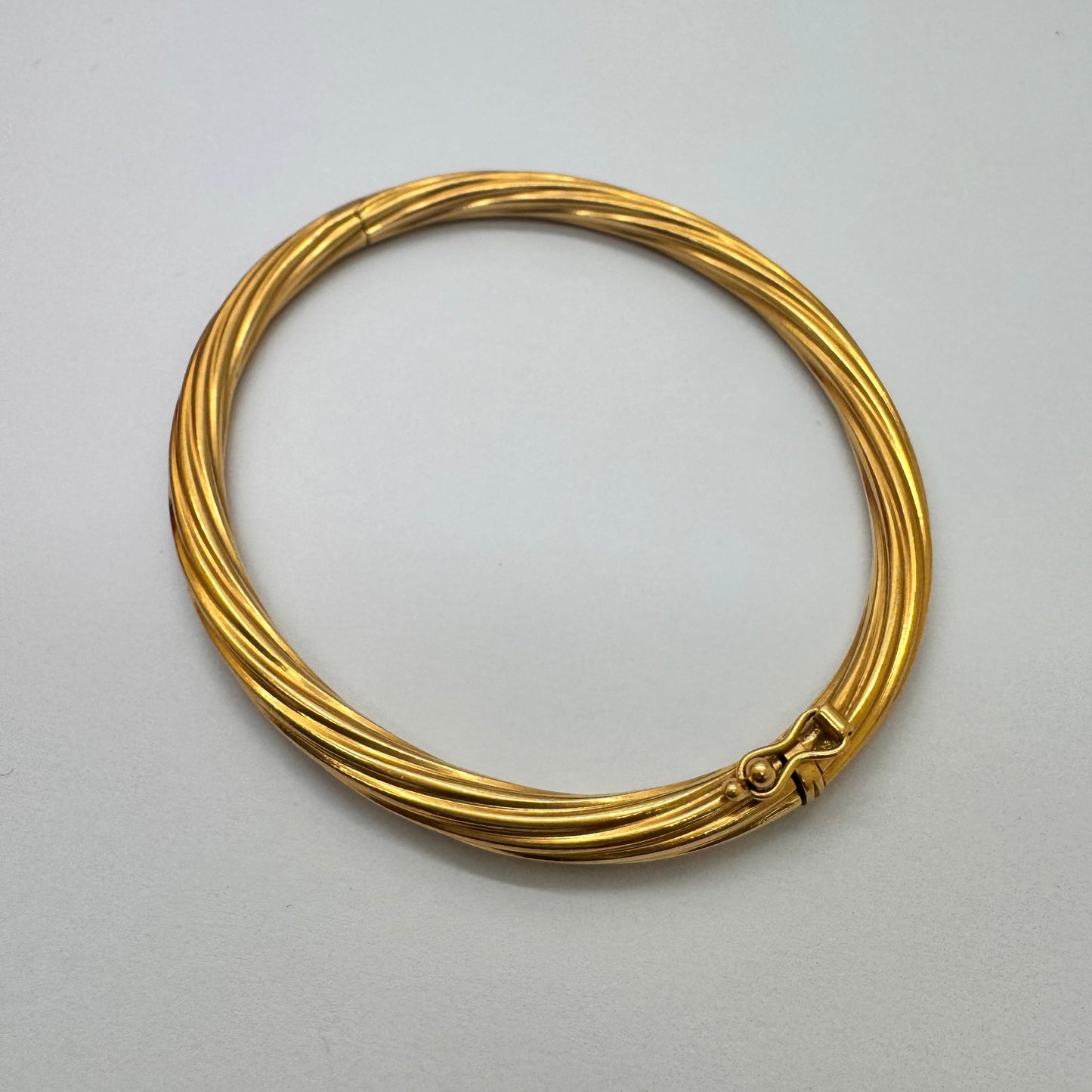 Bracelet Jonc Or Jaune 18K Tête d'Aigle - 16.59 Grs