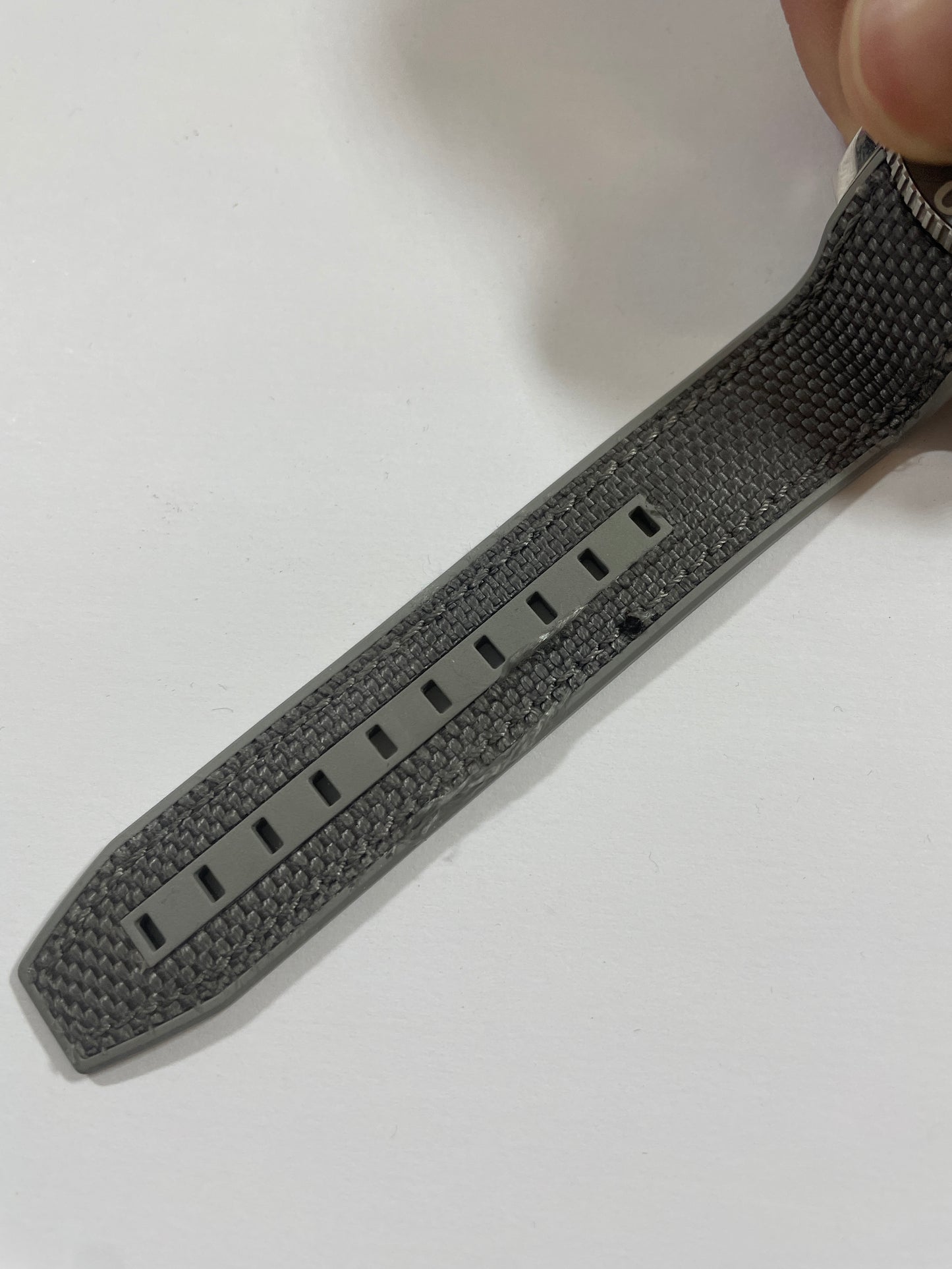 Montre Tissot Quartz Homme - Modèle T1241A en bon état