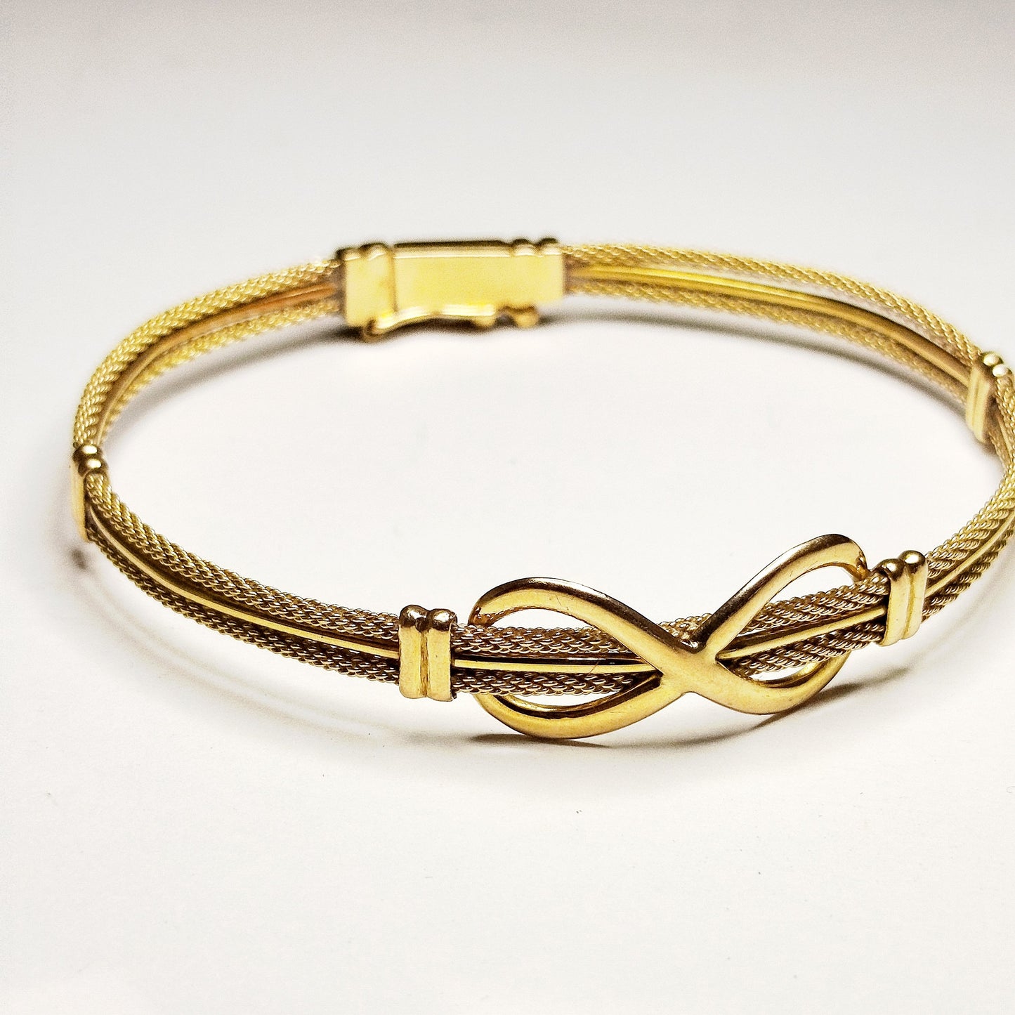 Bracelet Jonc Fantaisie en Or Jaune 18k 10.74 Grs
