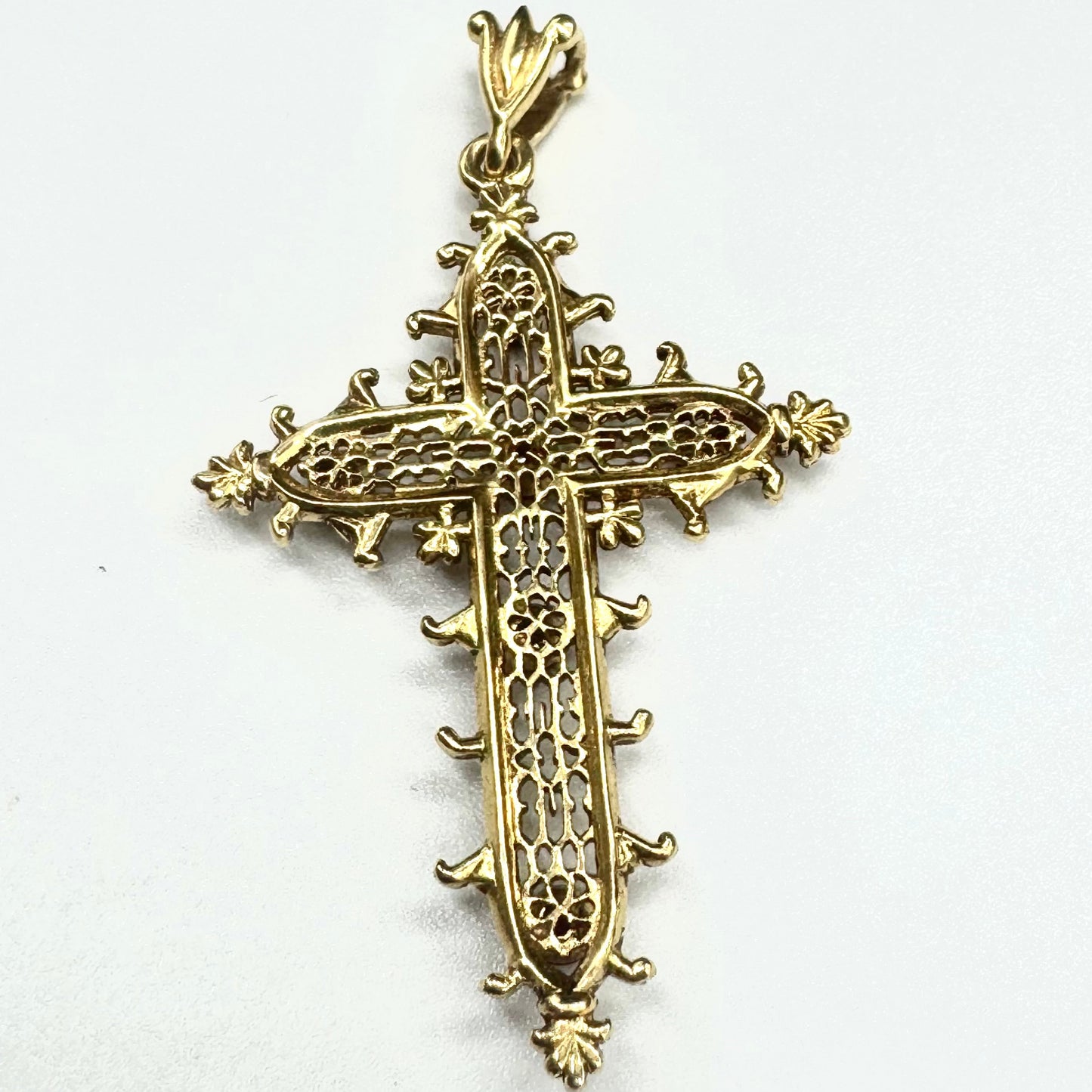 Pendentif Croix en Or Jaune 18K