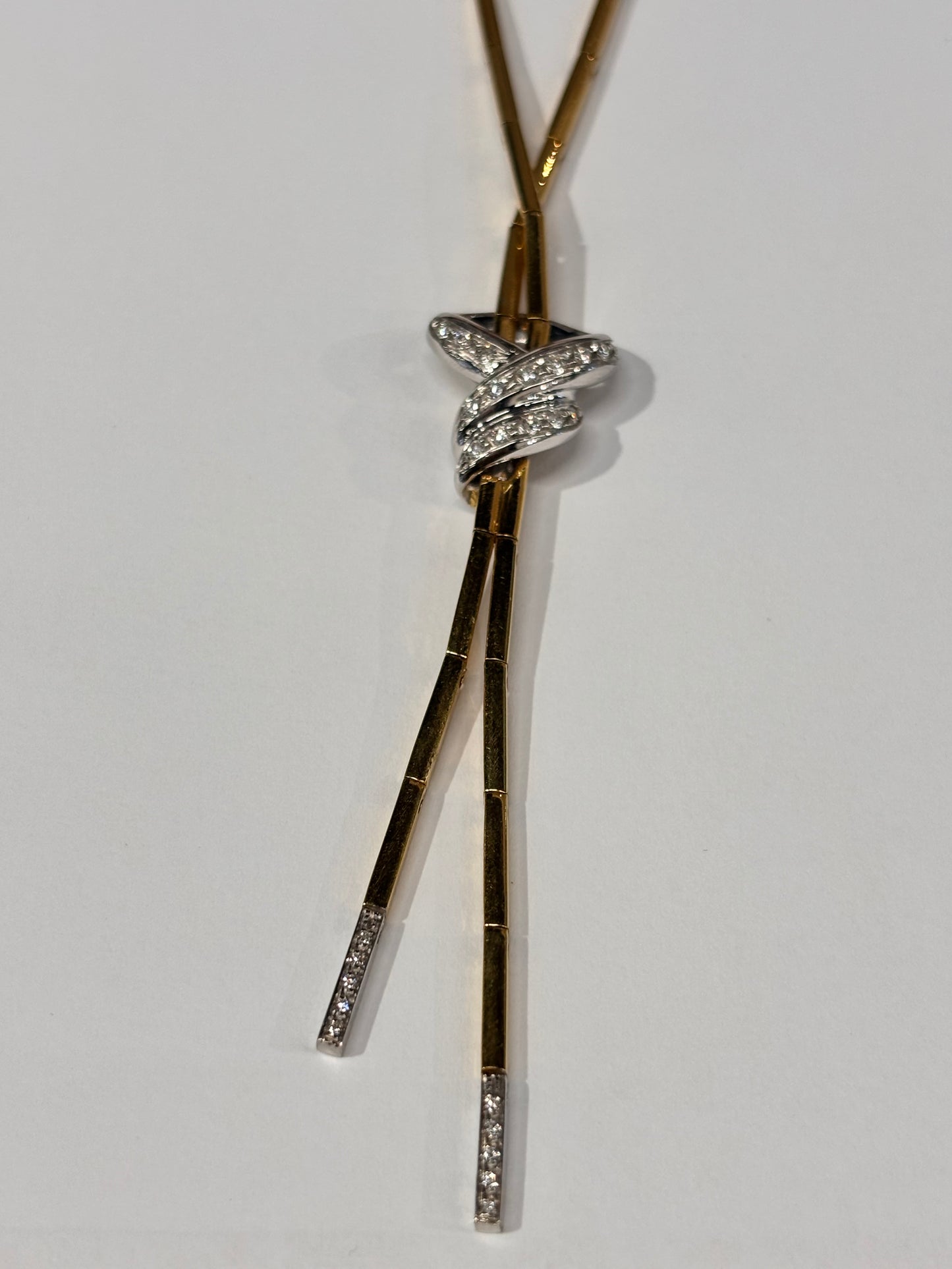 Collier en Or jaune et or gris 18K 22.65g Grs
