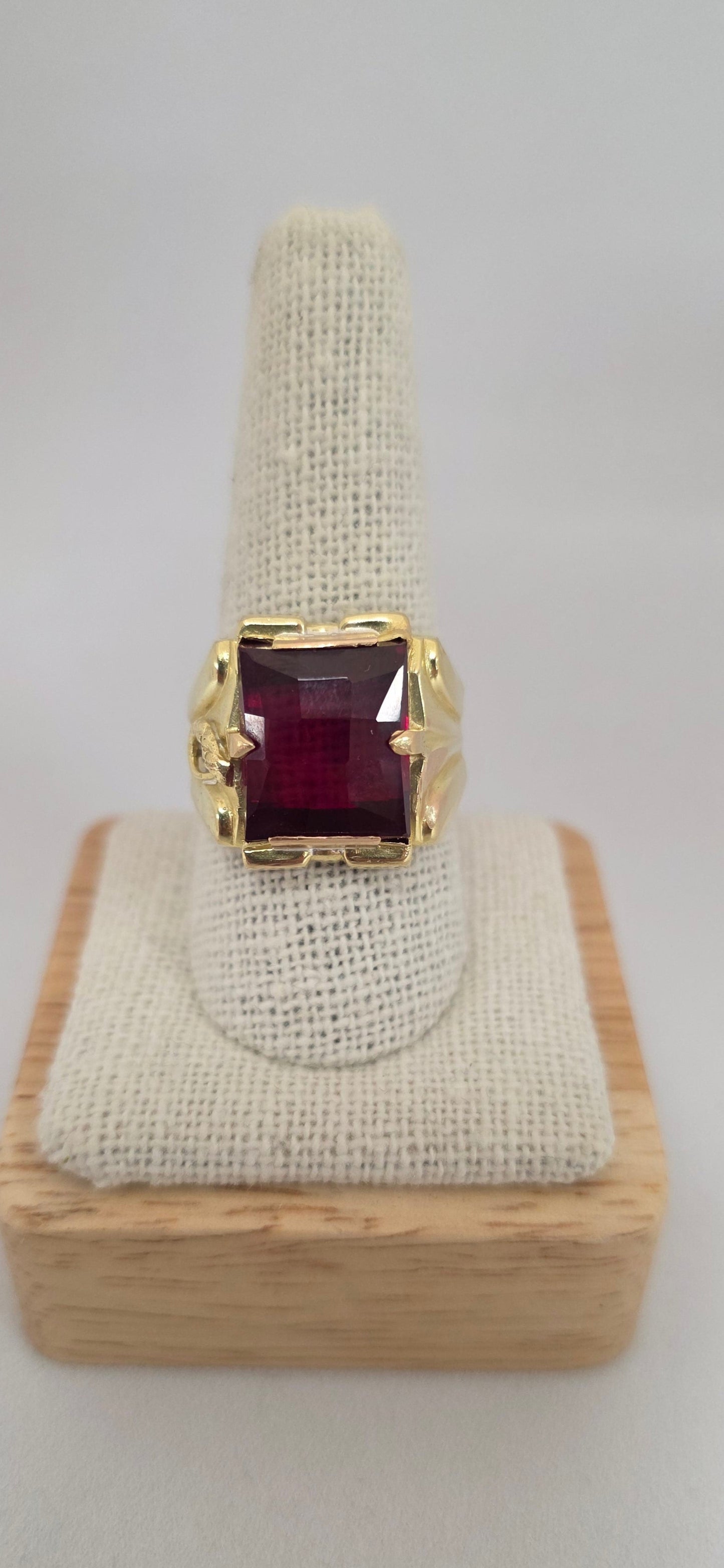 Chevalière en Or Jaune 18k 12.24 Grs - Taille 62