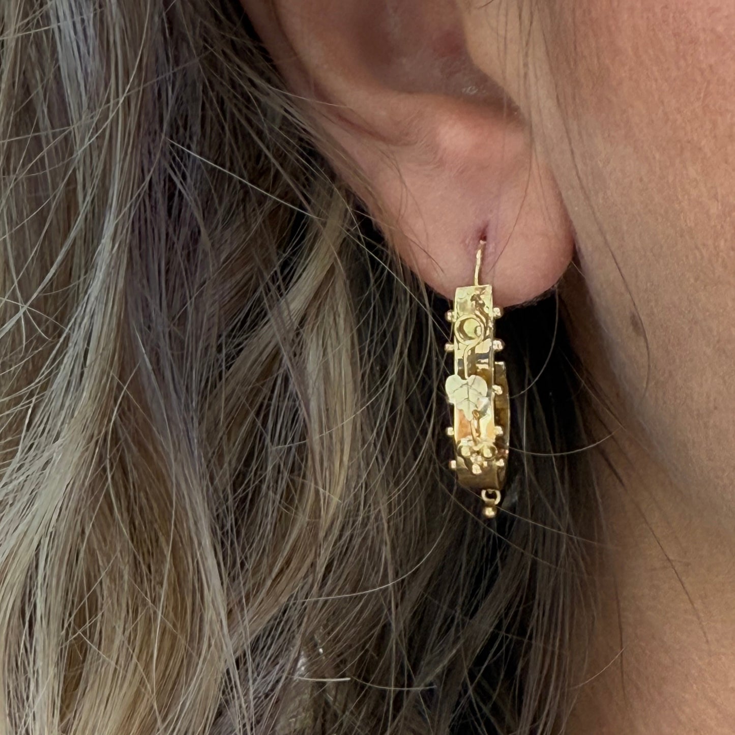 Boucles d'oreilles Or Jaune Dormeuses 18k 3.20 Grs