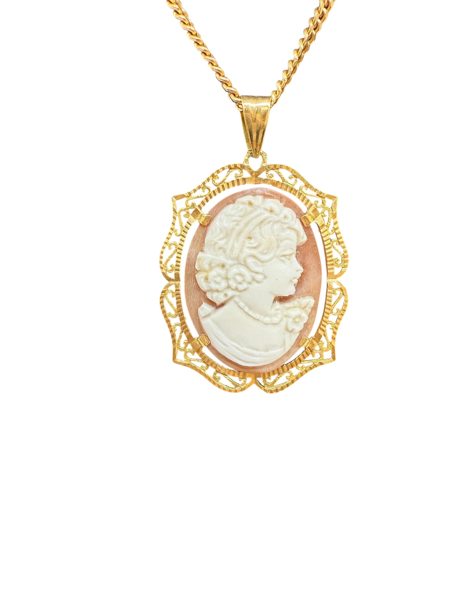 Camée en Or Jaune 18K 4.10 Grs